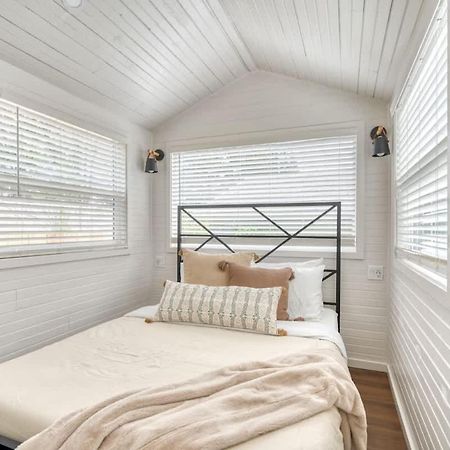 Stay Portland - Noir-Emerald Modern Tinylux In Portland Buitenkant foto