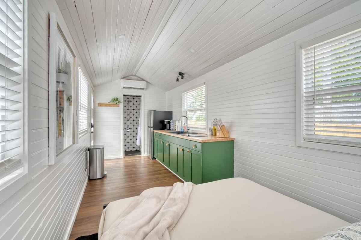 Stay Portland - Noir-Emerald Modern Tinylux In Portland Buitenkant foto